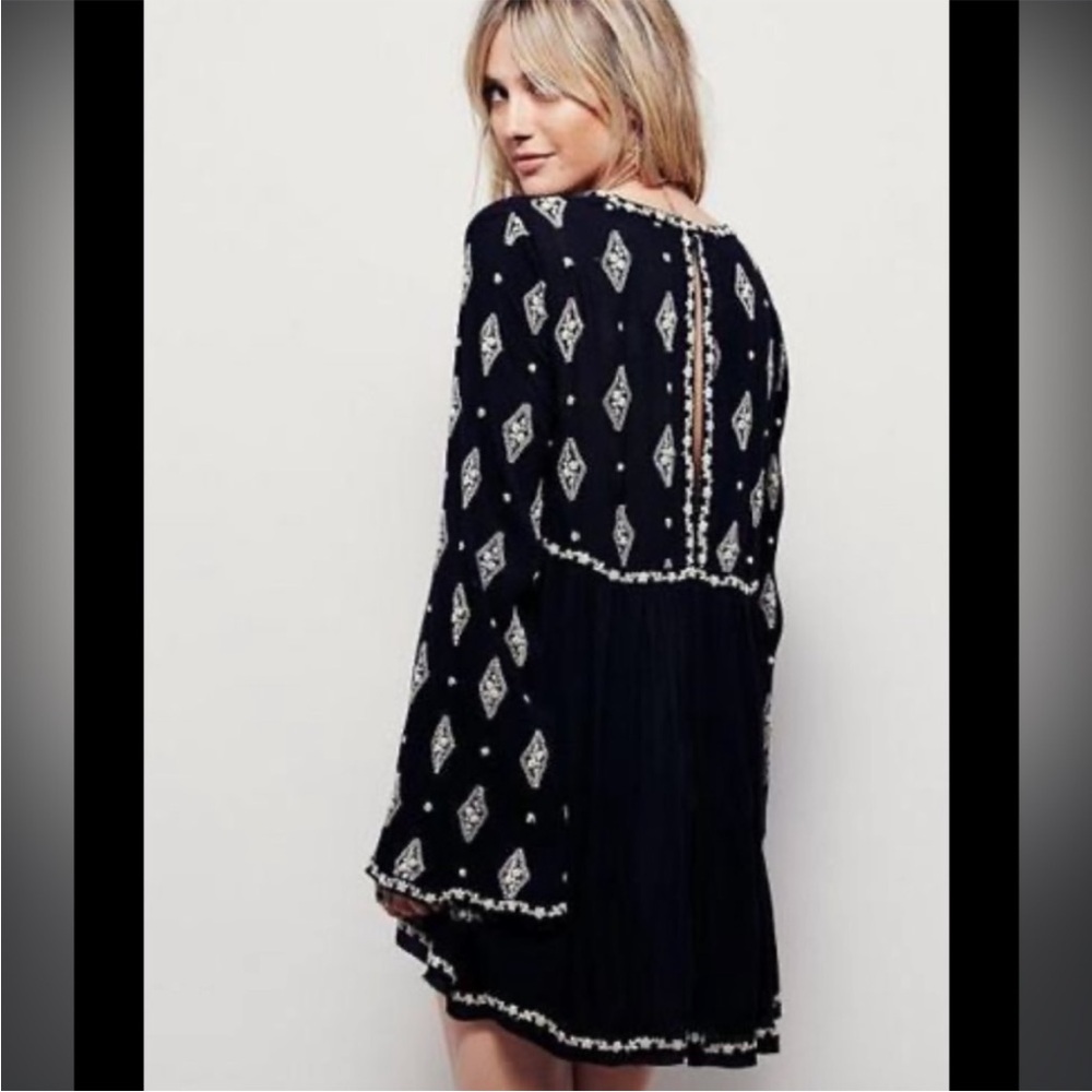 Free People Black Tunic with White Accents - Picture 2 of 10